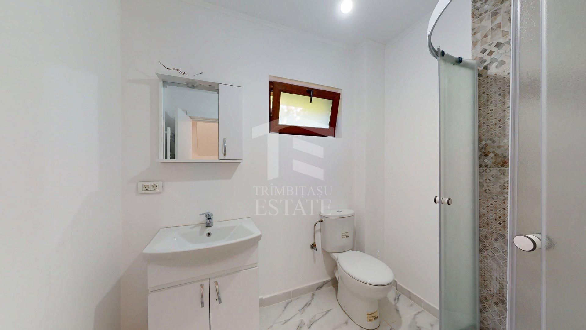 Duplex întreg cu Panouri Solare! Cu 2 intrari! - Poză 6