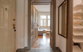 STUDIO IN CENTRUL BRASOVULUI - Poză 9