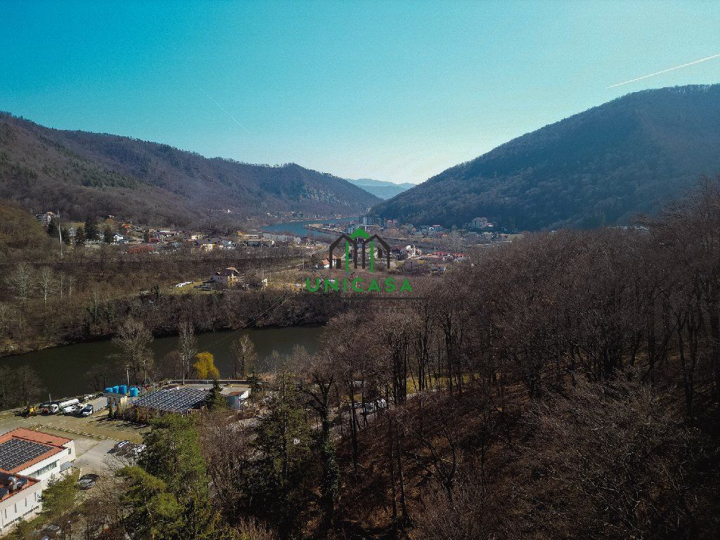 Teren - Caciulata - Deschidere la E81 - Poză 5