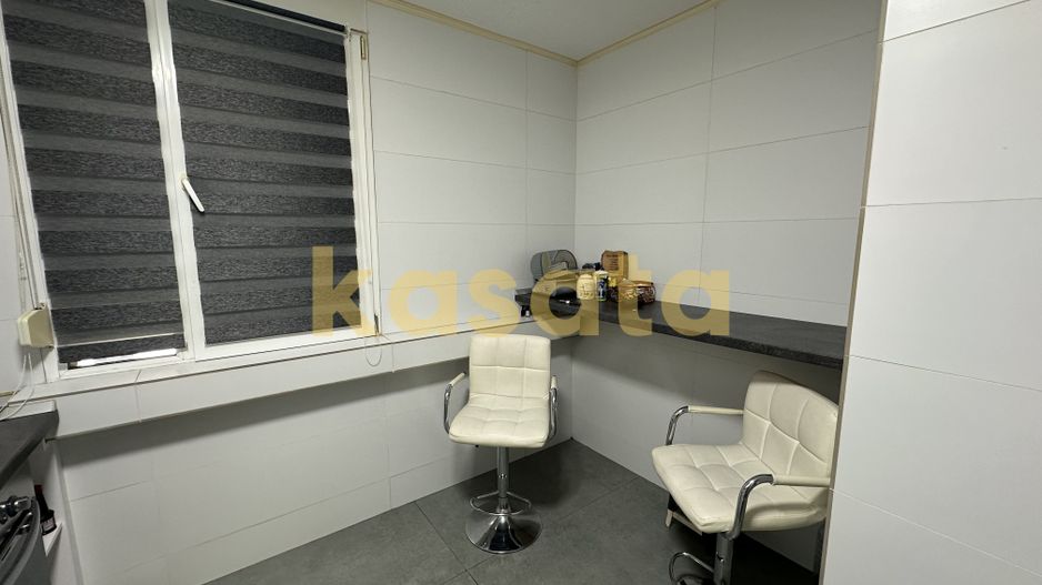 Apartament 3 Camere | Decomandat | Bloc Reabilitat | Garaj Disponibil - Poză 13