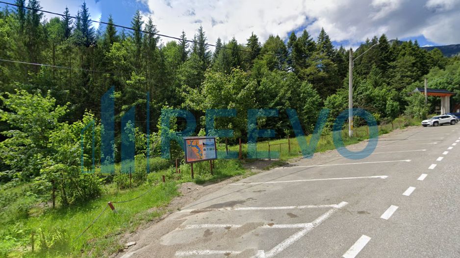 Teren Izvorul Muntelui, Bicaz, la baza traseelor de la Vârful Toaca - Poză 3