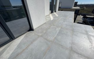 Apartament deosebit. Terasa 50 mp. Zona Buziasului. - Poză 2