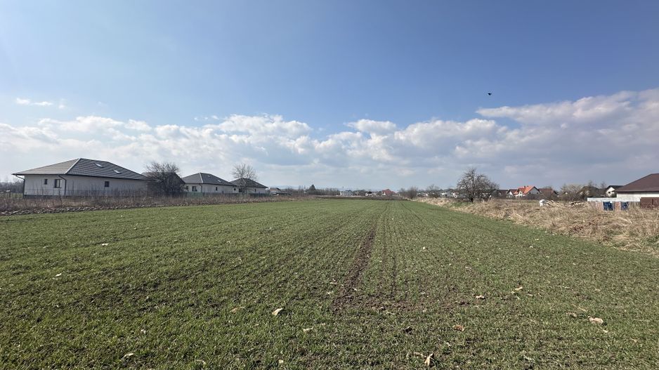 Teren intravilan 20 ari | Rădăuți | Front stradal 19.49 m - Poză 3