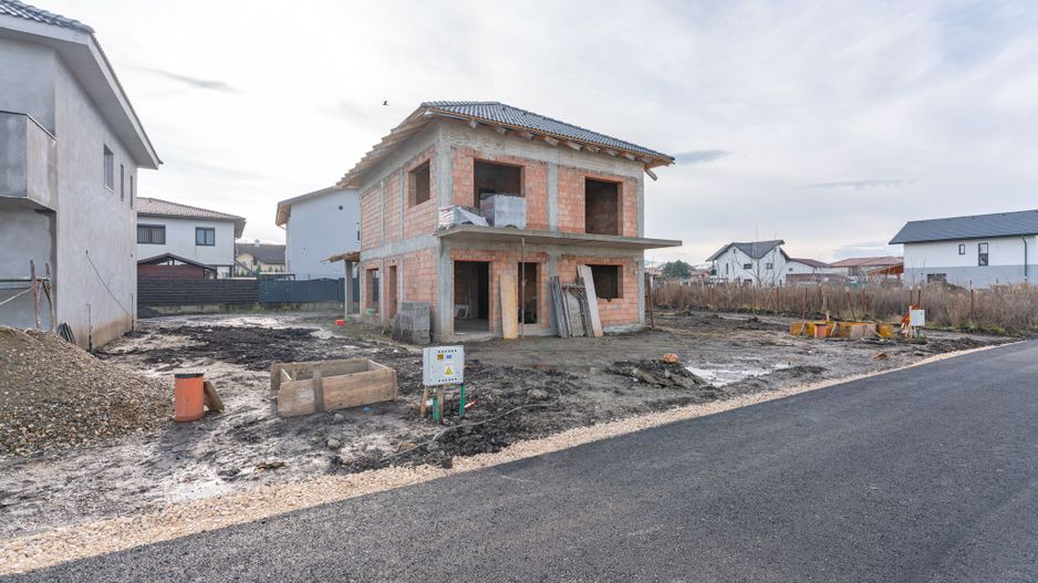 Vânzare Casă Individuală 134 mp, acces asfaltat și toate utilitățile - Poză 3