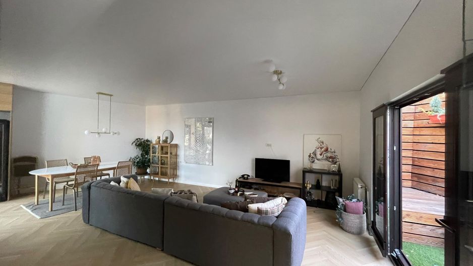 Casă parter, luminoasă, – vizavi de Spitalul Județean-369.000 EURO neg - Poză 17