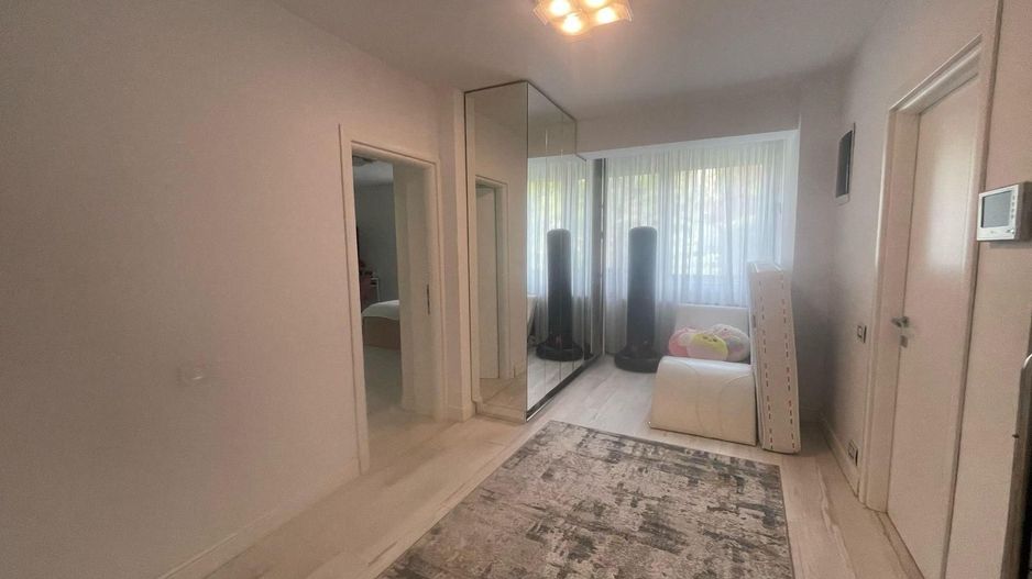 Vila de inchiariat in Herastrau \ Villas Rent in Herastrau area. - Poză 18