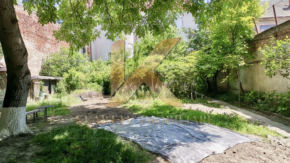 Apartament generos cu 4 camere , zona Centrală! - Poză 9