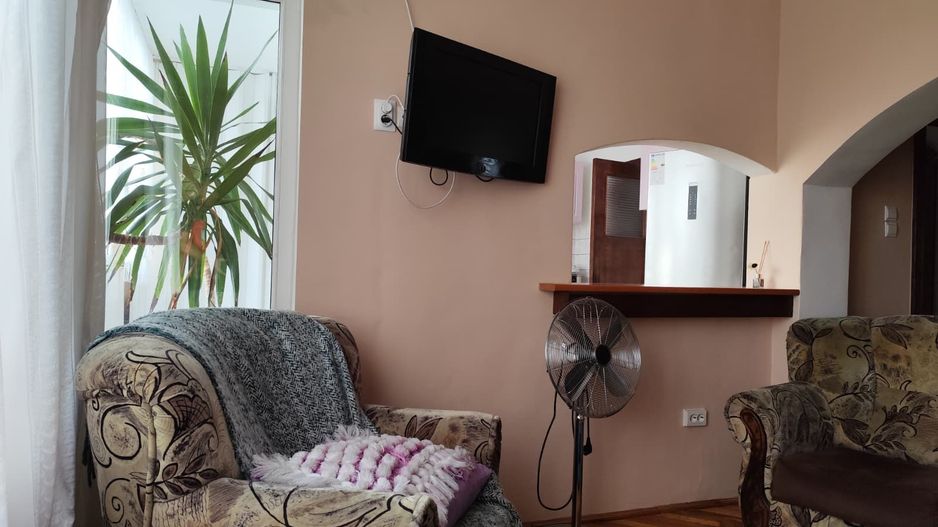 Apartament 3 camere de inchiriat, B-dul Dacia - Rogerius, Oradea - Poză 1
