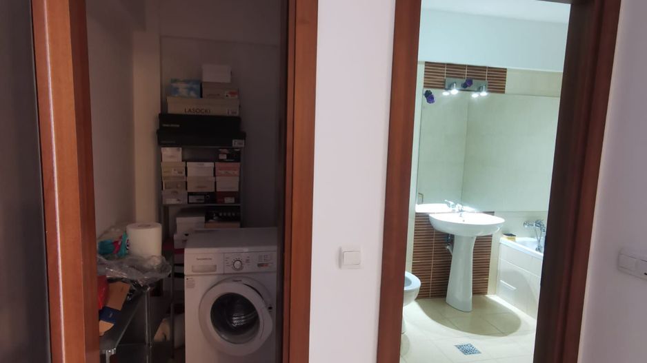 Garsoniera spatioasa mobilata si utilata - Poză 4