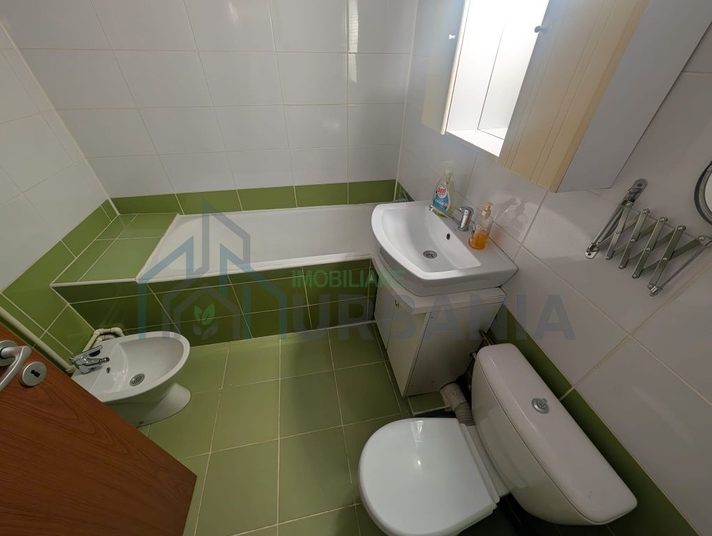 Apartament 3 camere, decomandat, în zona Grădinari - Metalurgie, Iași - Poză 4