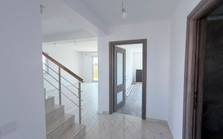 Casa Individuala - 4 camere - 2 bai - 250mp teren - Poză 2