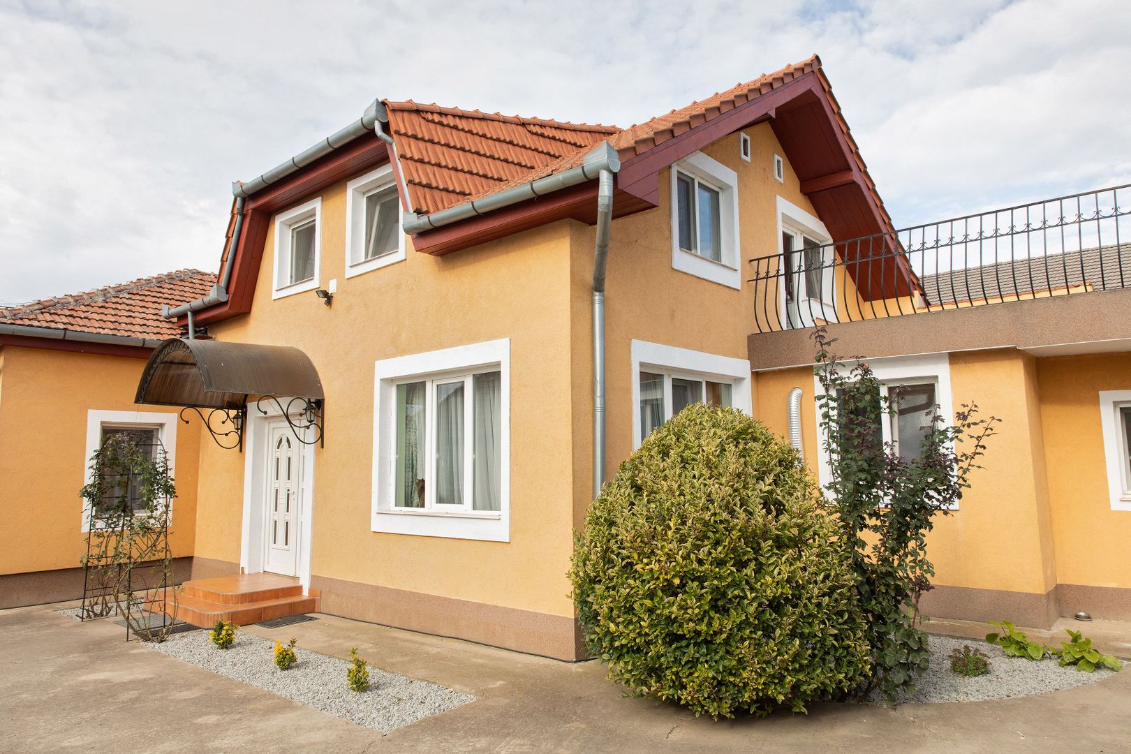 Vilă P+M, Santandrei, 4 dormitoare. 287 000 E (neg). Comision 0. - Poză 5