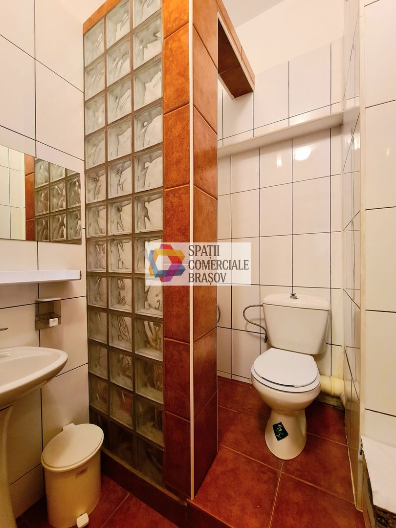 Spatiu birouri de închiriat Brasov - 68 mp  # spatii-comerciale-brasov.ro - Poză 10