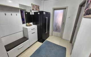 Apartament 3 camere etaj 4 de vânzare Podu Roș, Aleea Rozelor - Poză 2