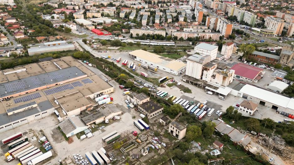 Oportunitate! Clădiri industriale cu teren 6820mp pe strada Poetului, Arad - Poză 4
