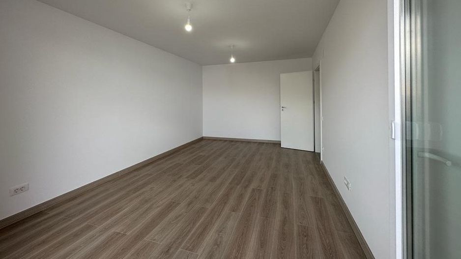 Apartament 2 Camere Nou în Urban Plaza Terasă Finisaje Moderne - Poză 8