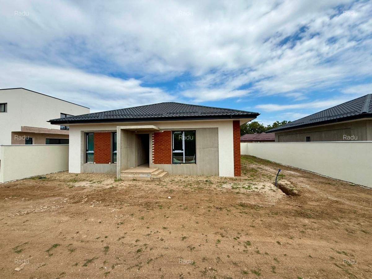 Case individuale, parter + pod, 135 mp utili, teren 400 mp - Poză 11