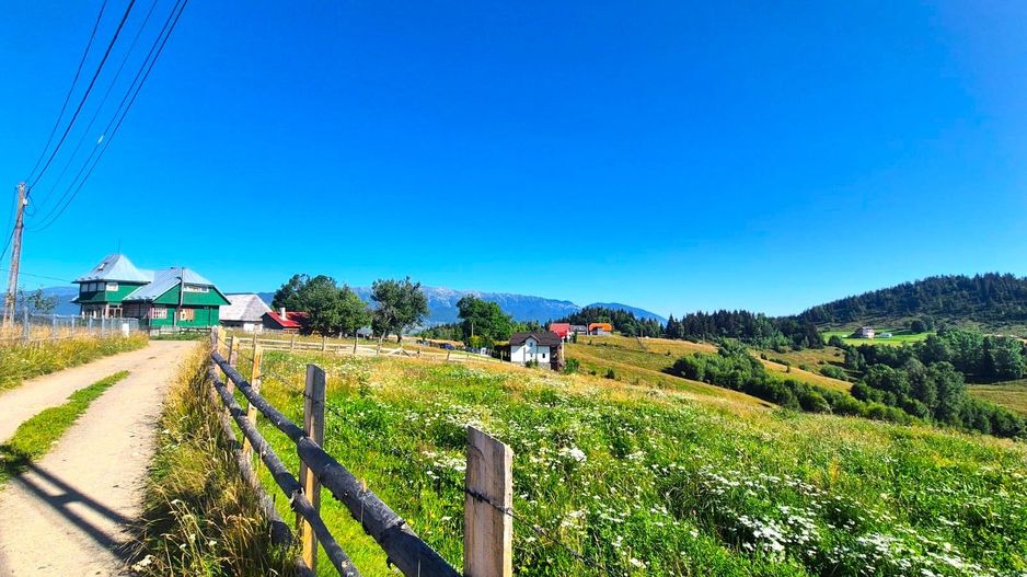 Exclusivitate- Casă rustică de închiriat în Fundata – Priveliște spectaculoasă - Poză 17