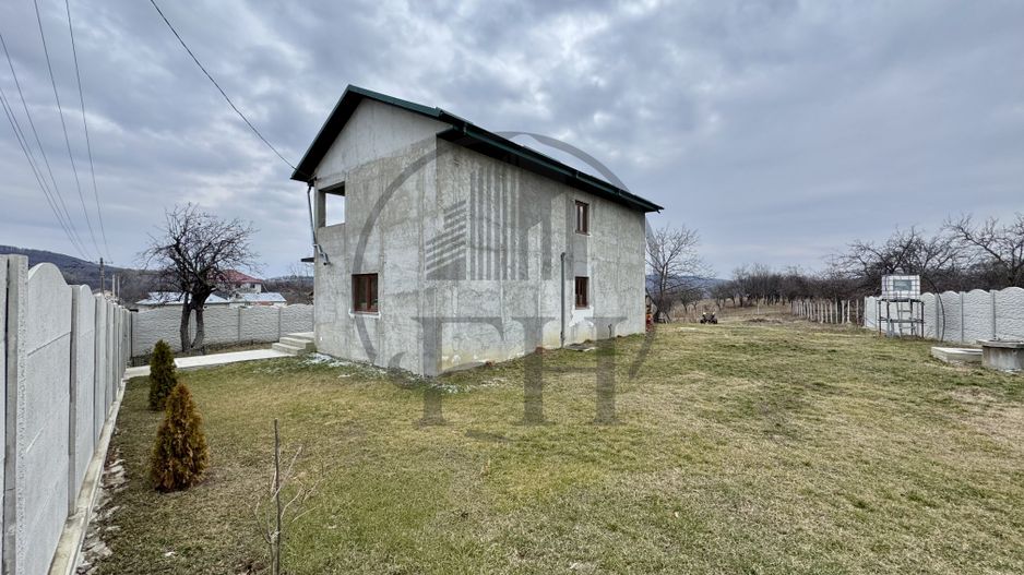 Casă / Vilă de vânzare Poiana Cristei, Vrancea - Poză 13