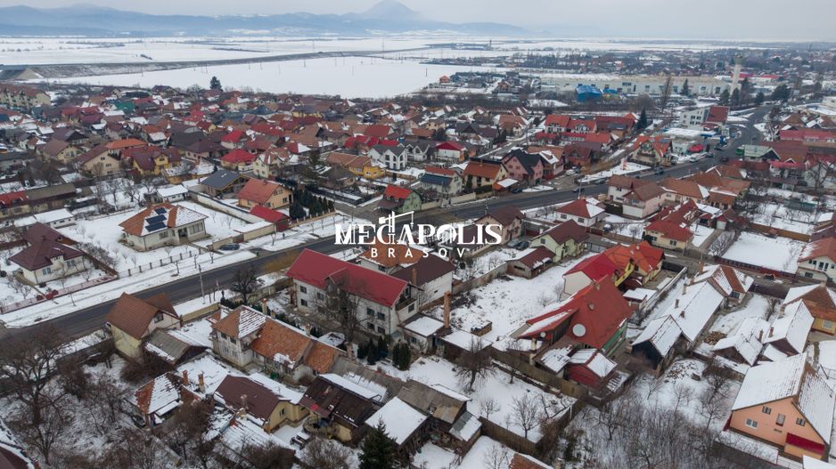 Pensiune de vânzare în Râșnov | 14 camere | 427 mp - Poză 54