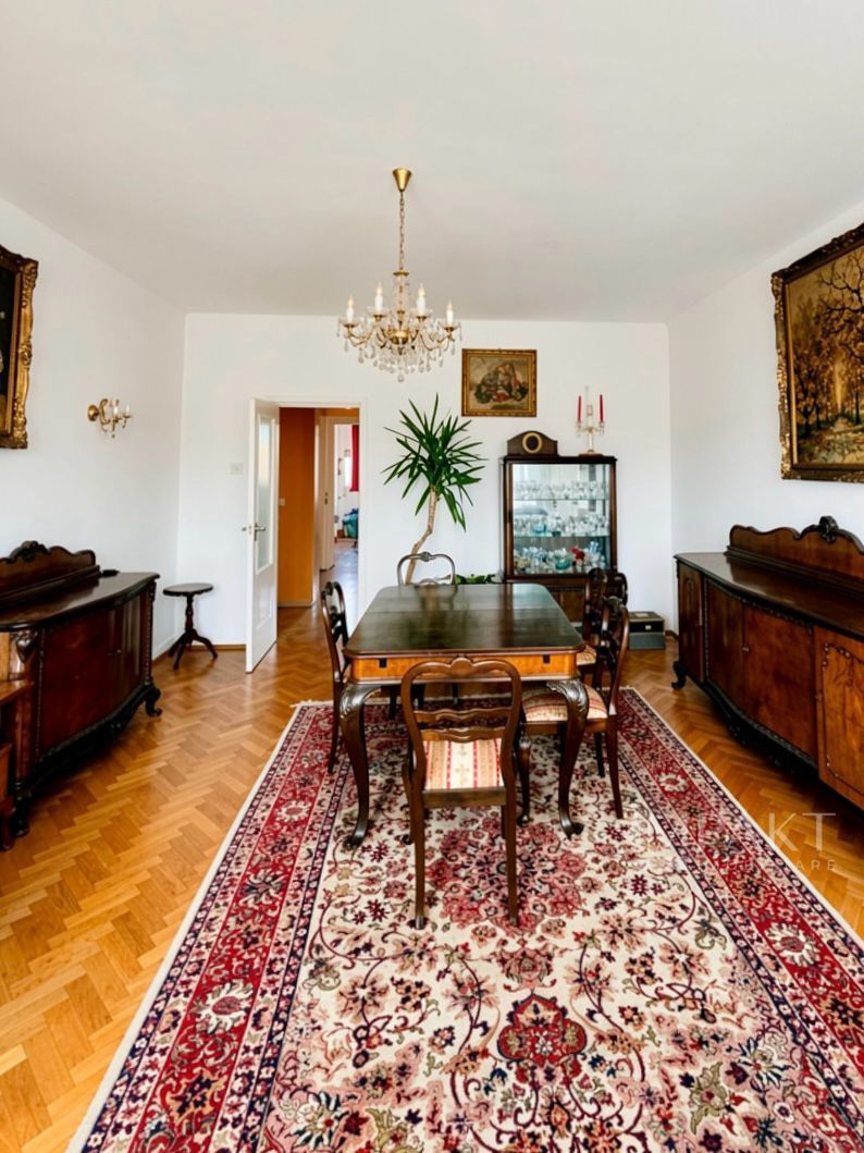 Apartament cu 3 camere de 100 mp utili in zona Semi-Centrala - Poză 2