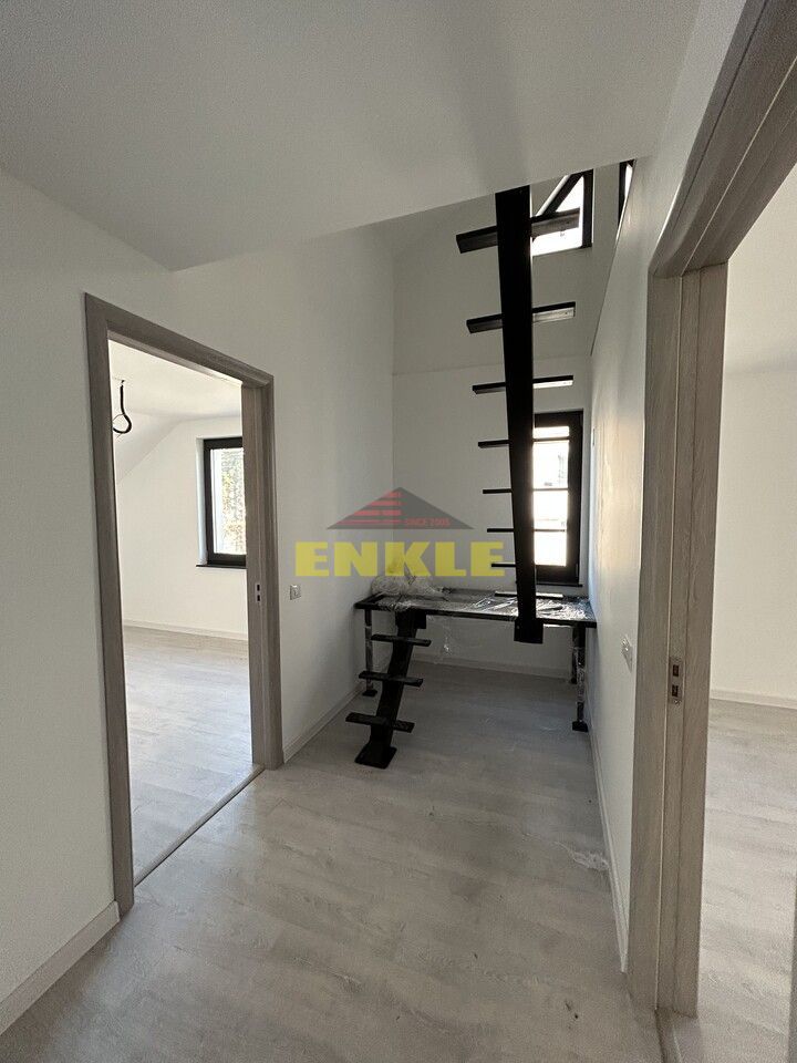 Casa de vanzare, zona Liceul Pedagogic. Pret 225.000€ Negociabil! - Poză 7