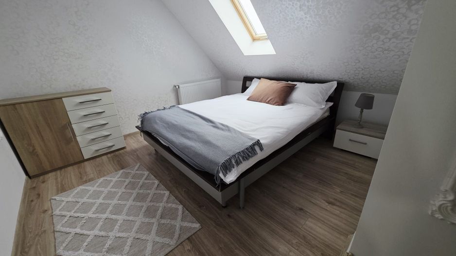 APARTAMENT PE 2 NIVELURI LA VILA |  ZONA SUB-ARINI- CALEA POPLACII - Poză 9