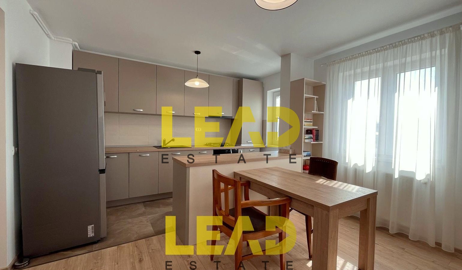 Repozitionare pret! Apartament 2 cam mobilat, utilat complet! Tractorul-Coresi - Poză 3