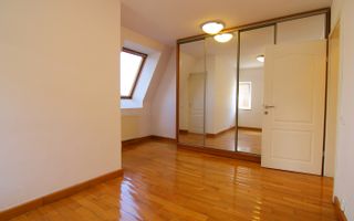 Casa individuala situata la 2 minute de Parcul Engels ! - Poză 14