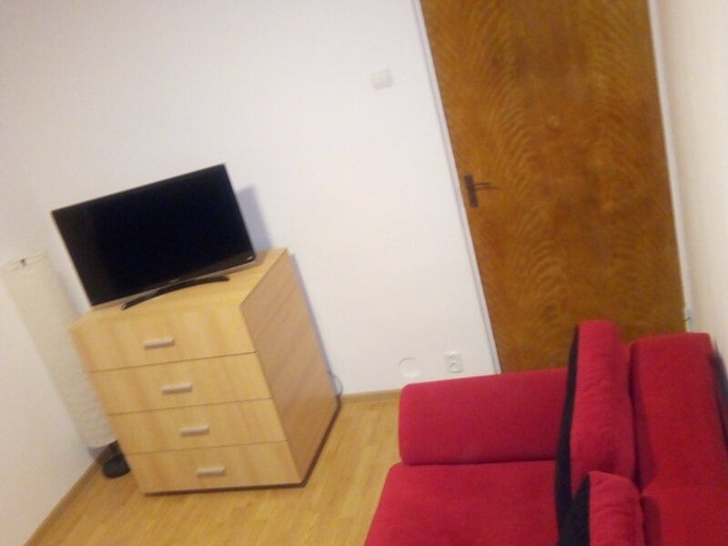 De vanzare apartament 3 camere Apusului - Poză 3
