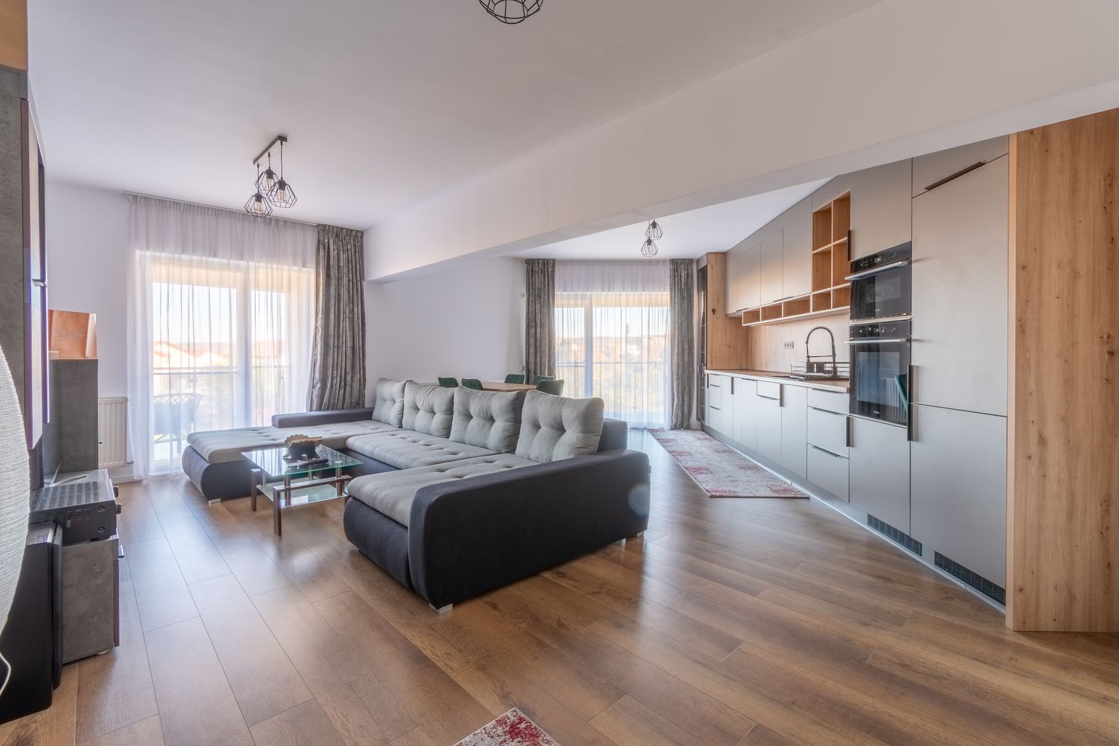 Apartament cu 2 camere de vanzare in Viva City - Poză 1