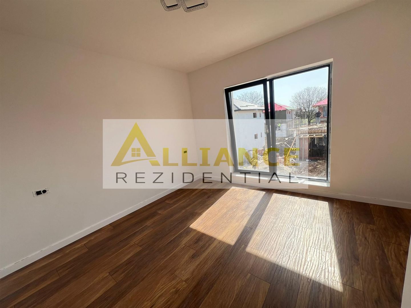 Vila Individuala  - 4 camere - 3 bai-teren -320-600 M de STV - Poză 15