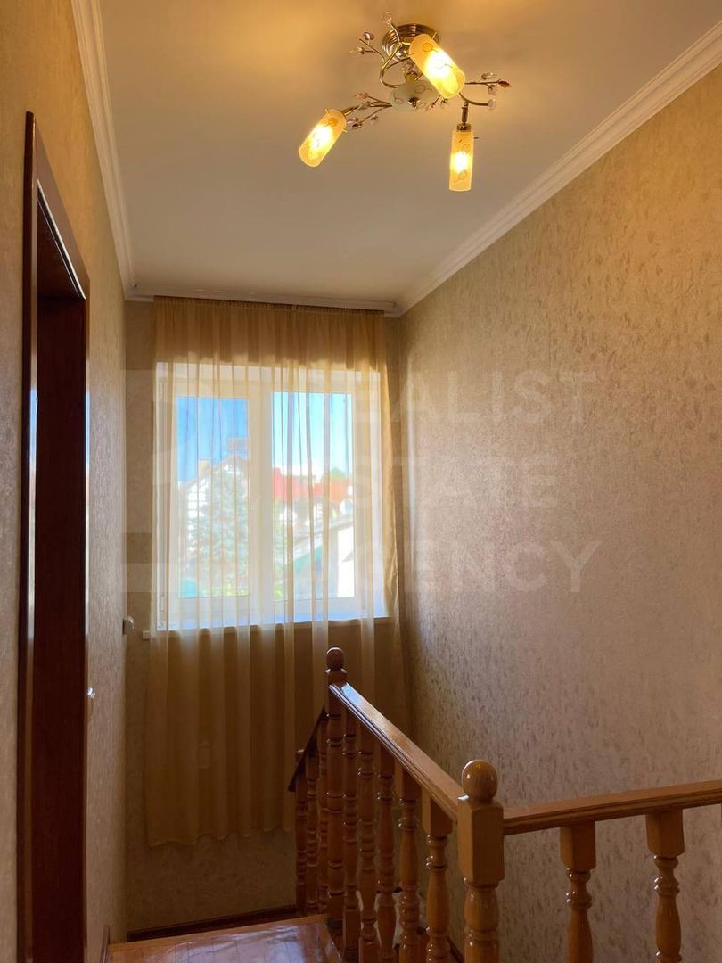 Chirie, casă, 4 camere, strada Ştefan Neaga. - Poză 24