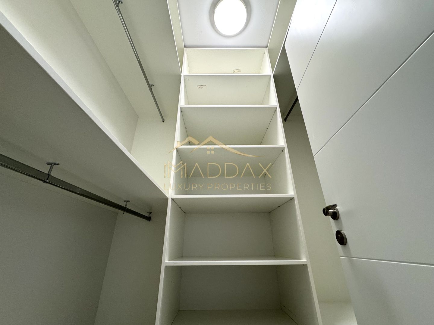 Apartament cu 2 camere + Parking //Floreasca - Amazing Lake View - Poză 14