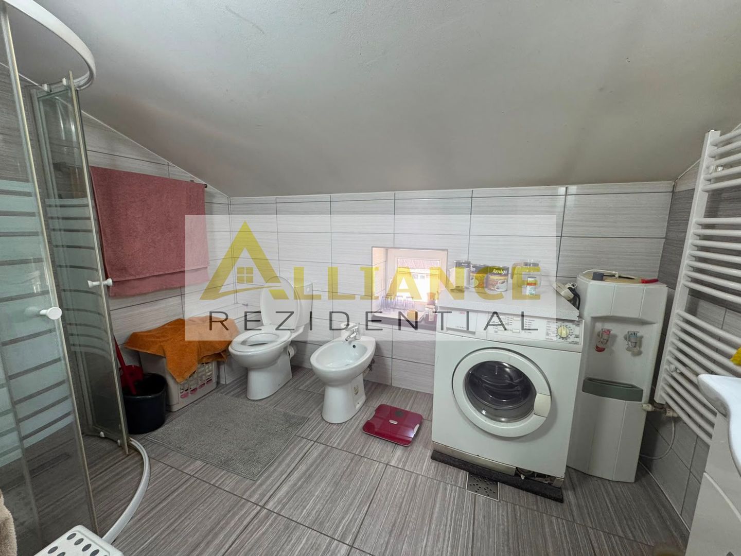 Vila individuala 7 camere - 3 bai { Strada Orizontului } - Poză 22