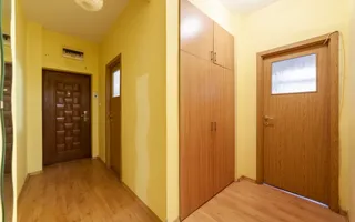Dedeman-Big  3 camere parter inalt- bloc 2008 & parcare curte privata - Poză 13