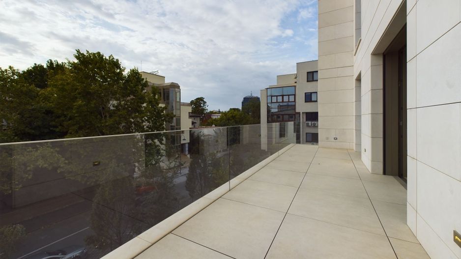 Apartament de Lux cu 3 Camere în Zona Dorobanți - Poză 9