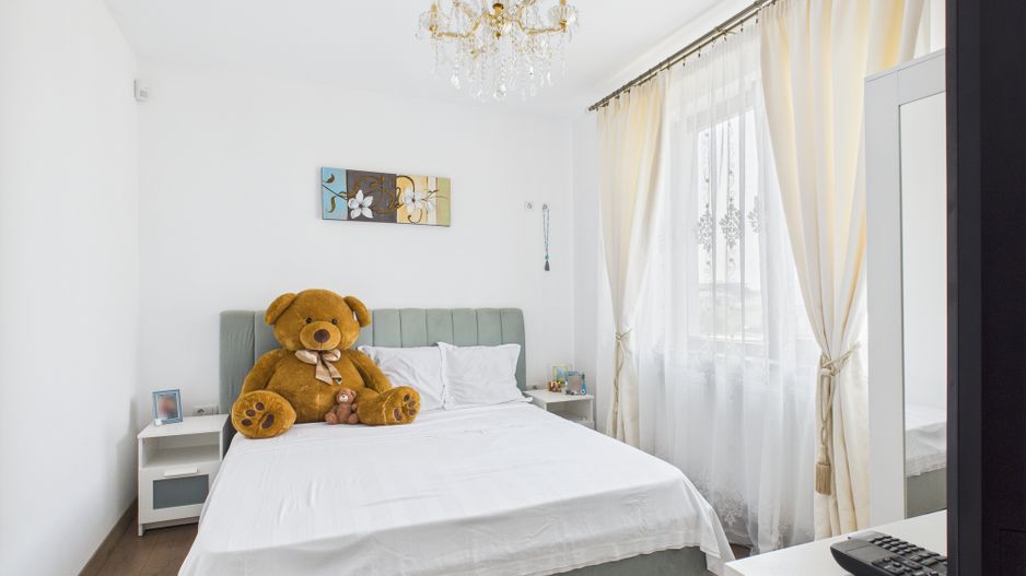 Casa familiala 5 camere, 4 bai, complex nou, Otopeni - Poză 4