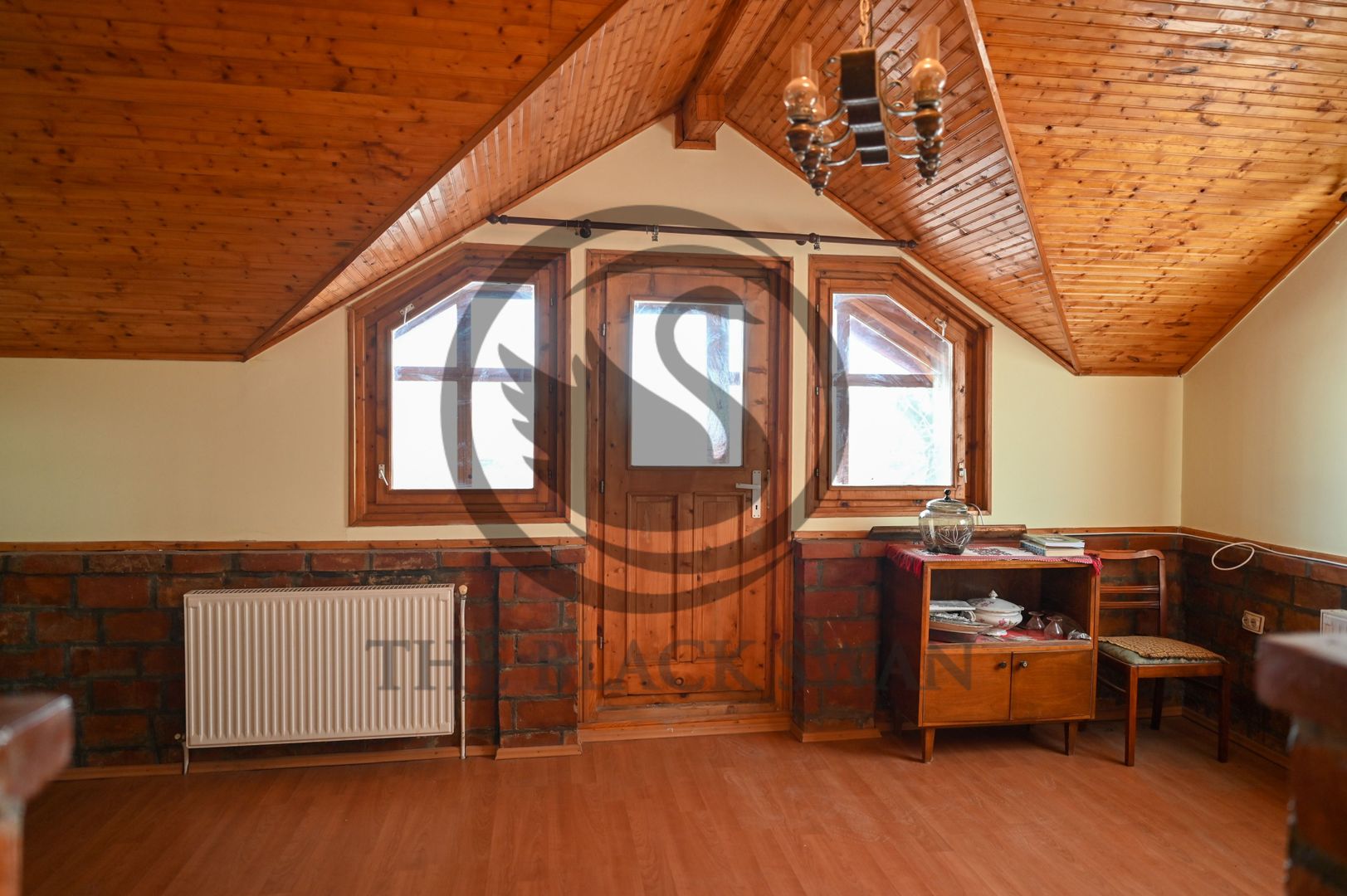 Casa cu 7 camere de vanzare | Zona Centrala, Baicoi | Comision 0% - Poză 5