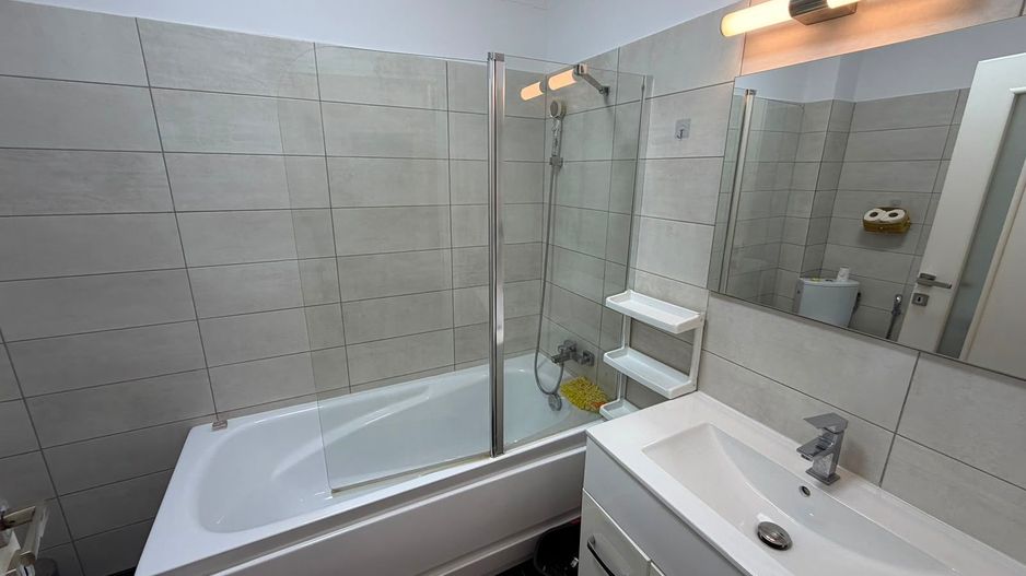 AP. 2 CAMERE - CURTE 60 MP, PARCARE INCLUSA, MOBILAT/UTILAT, COMIS 0% - Poză 8