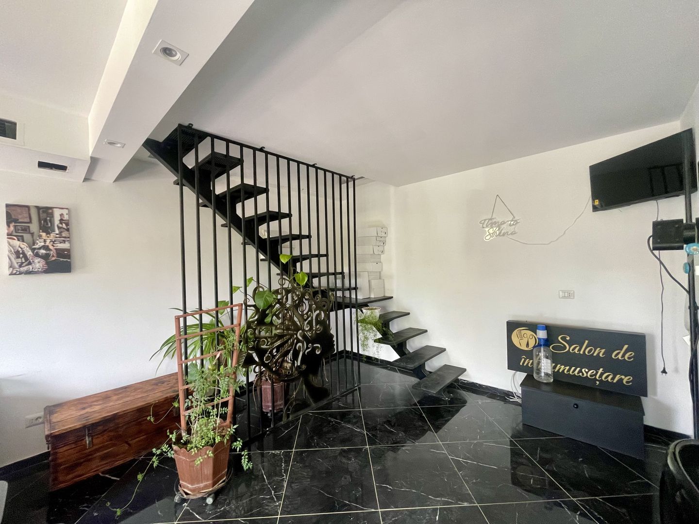 SPAȚIU COMERCIAL | COMPLET UTILAT PENTRU FRIZERIE| HORODNIC DE JOS - Poză 5