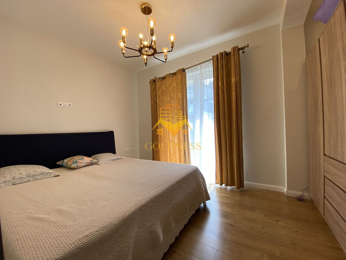 Casa individuala 4 camere cu terasa circulabila Andrei Muresanu - Poză 5