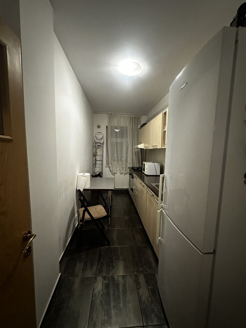 Apartament 2 camere, parcare inclusă, centrală, metrou, pet friendly - Poză 13