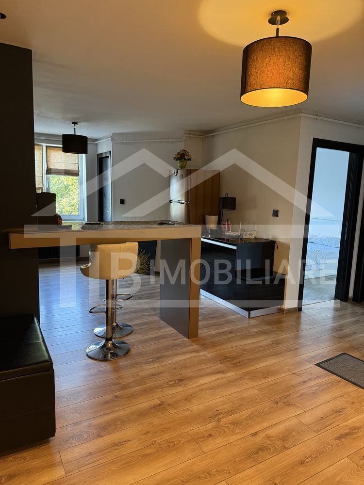 Apartament cu 3 camere, 90mp,  garaj, Zona E.On - Poză 1