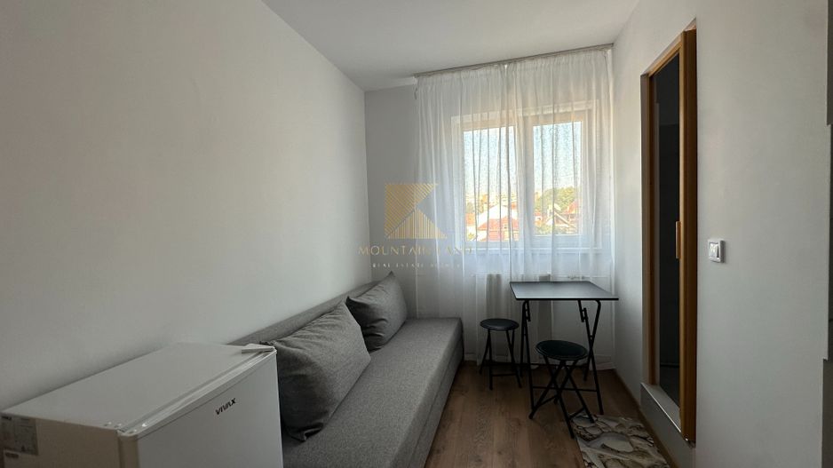 Camera cu baie, renovata complet, Str. Serii 2, prima inchiriere - Poză 2
