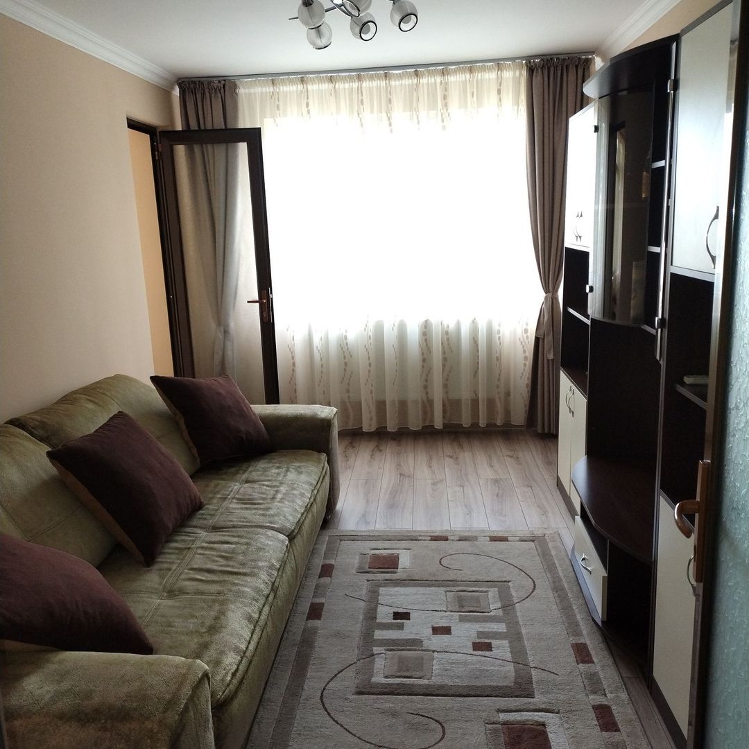 Apartament 2 camere, Micro 39, etaj 3, renovat - Poză 1
