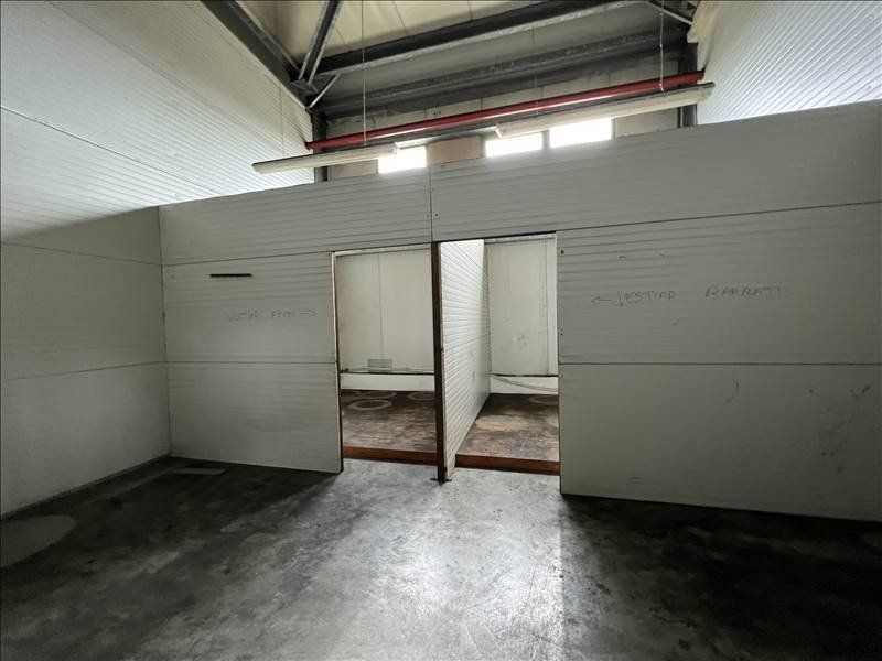 Hala de inchiriat in zona Mehala 1310 mp - Poză 4