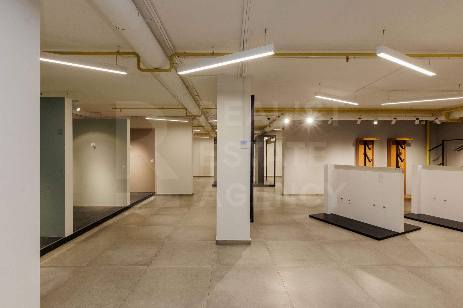 Vânzare, spațiu comercial, amplasat în Ungheni, pe str. Mihai Eminescu - Poză 22