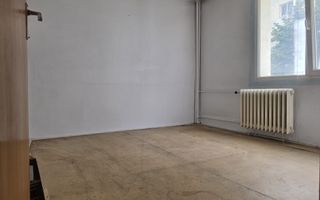 3 Camere | De Renovat | Metrou Costin Georgian - Poză 3