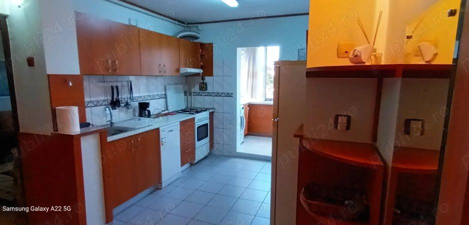 Apartament 2 camere - metrou Aurel Vlaicu, etaj 3/4, centrală, mobilat complet. - Poză 2